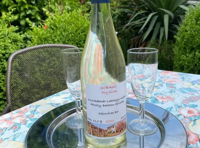 Mandula Haz בית הארחה Veszprém