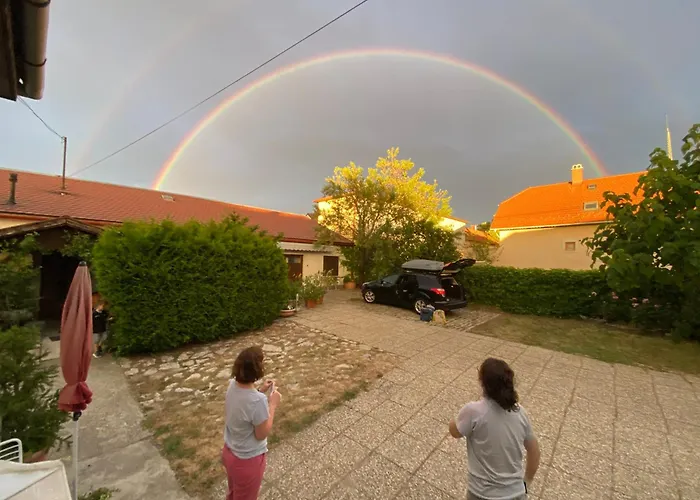 Mandula Haz 3* Veszprém